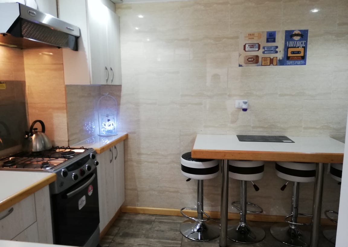 Departamento en arriendo 2H 1B semi amoblado en oferta