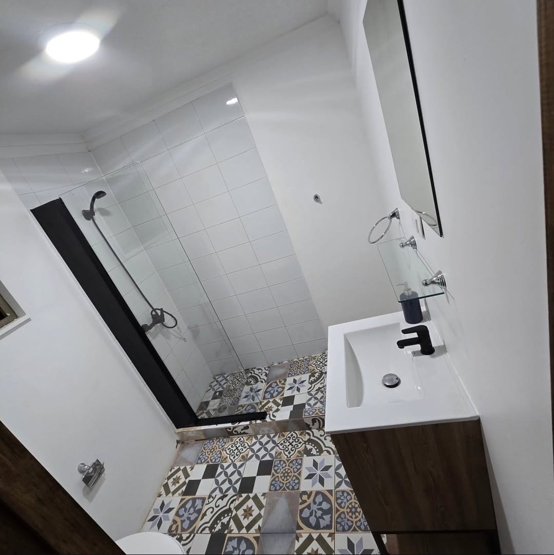 Parcela en venta en Quintero con 2 cabañas, tinaja y piscina