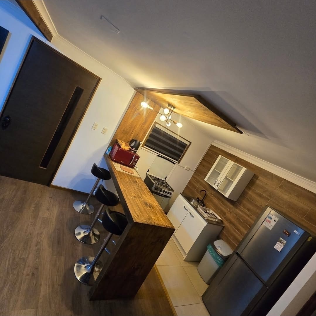 Parcela en venta en Quintero con 2 cabañas, tinaja y piscina