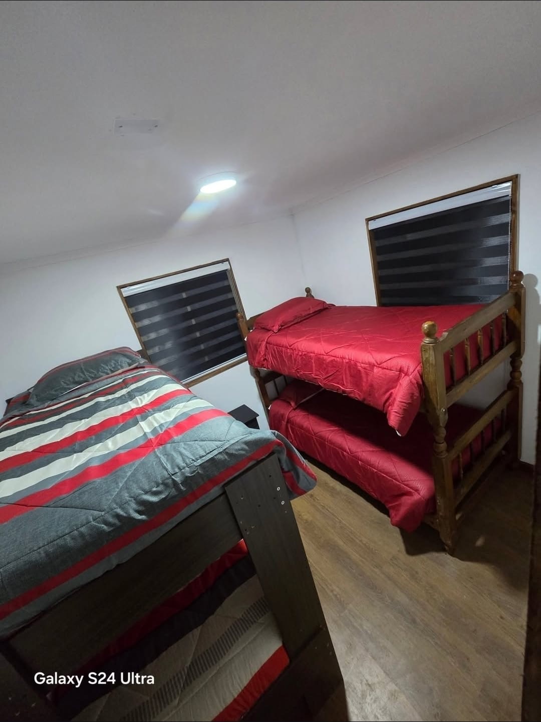 Parcela en venta en Quintero con 2 cabañas, tinaja y piscina
