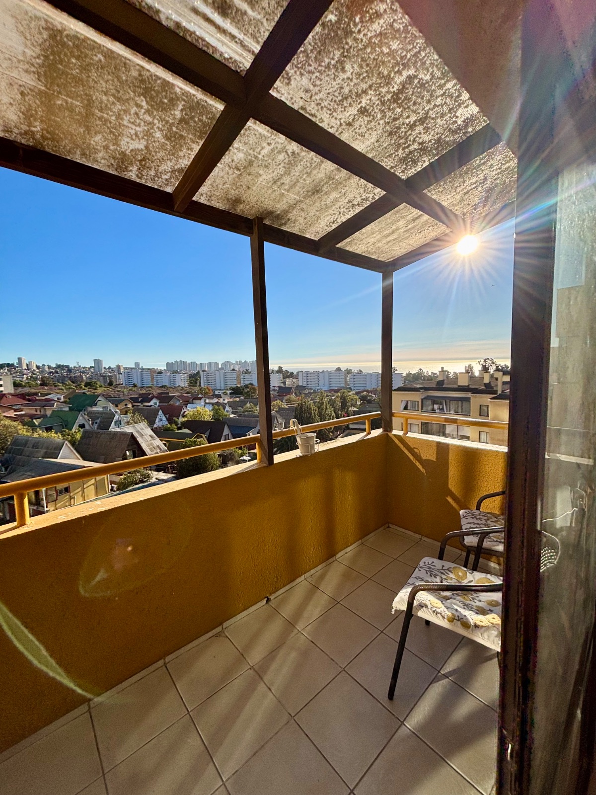 Departamento amoblado con vista al mar en arriendo en Concón