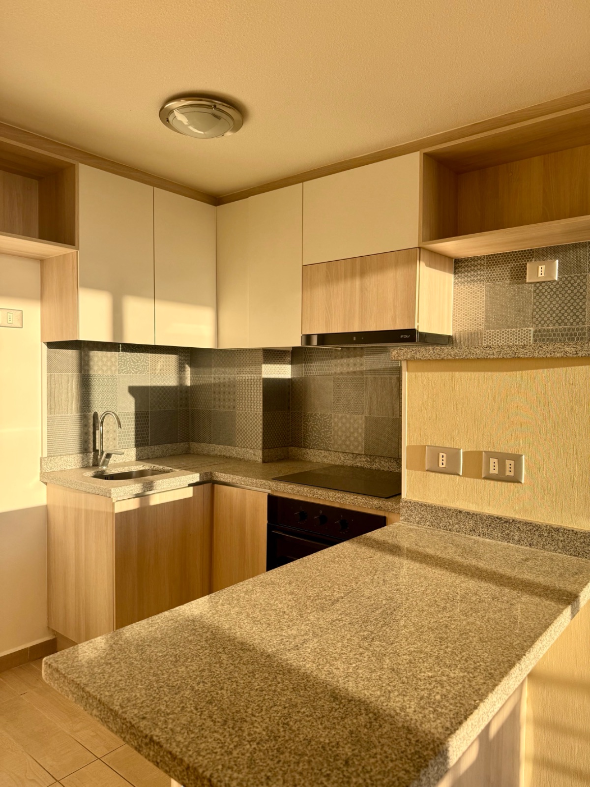 Departamento luminoso en venta en Canal Beagle, Viña del Mar