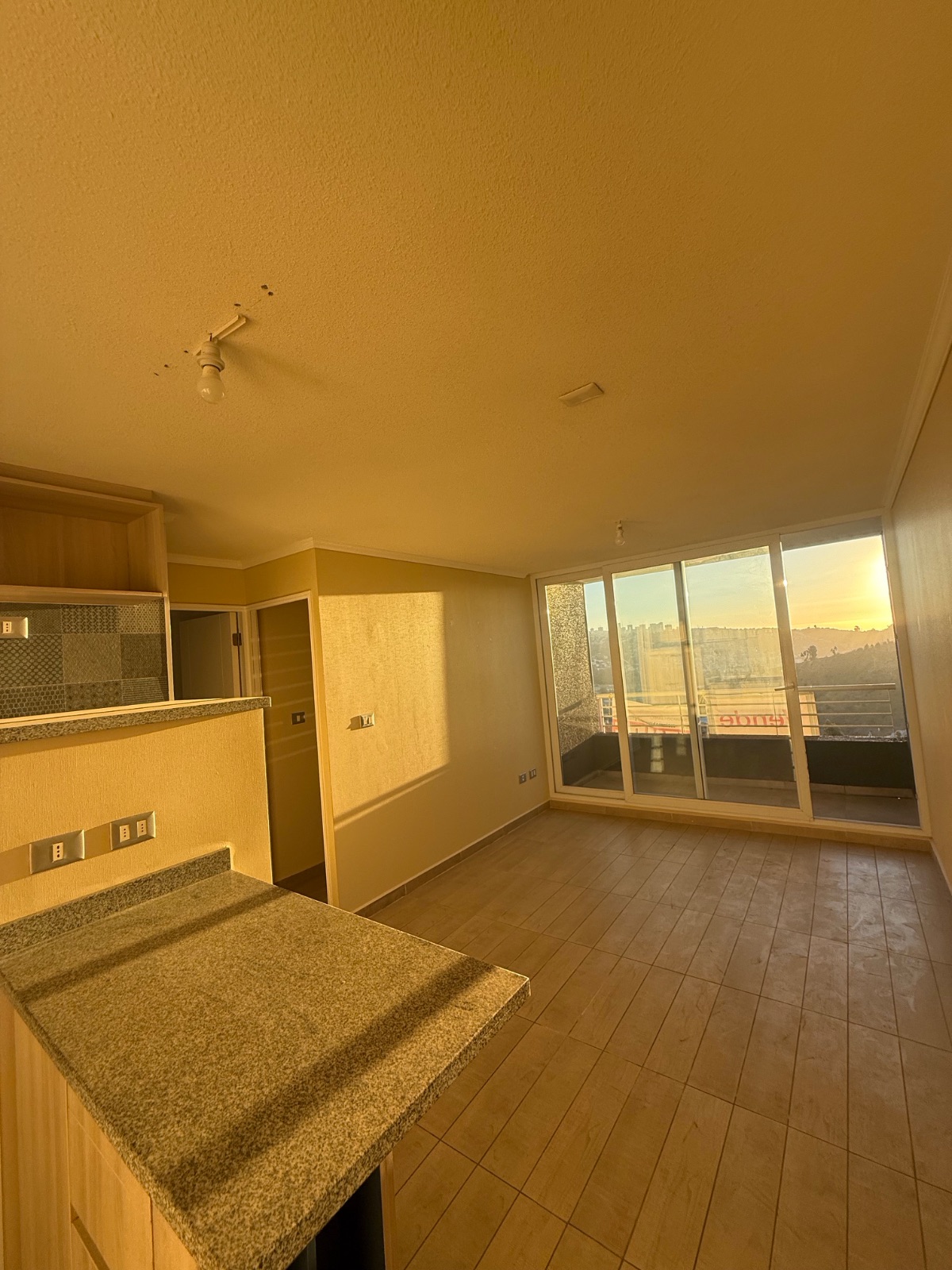 Departamento luminoso en venta en Canal Beagle, Viña del Mar