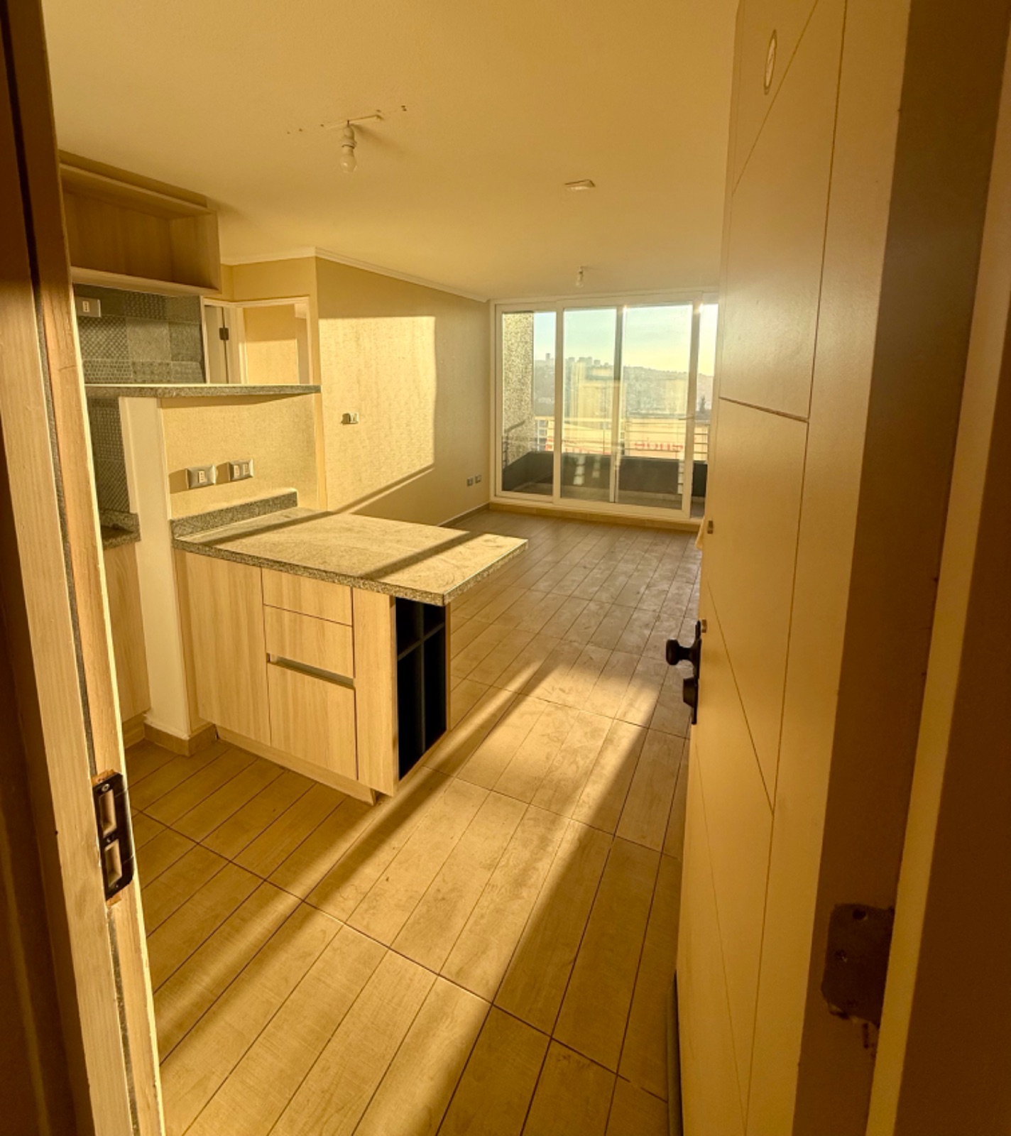 Departamento luminoso en venta en Canal Beagle, Viña del Mar