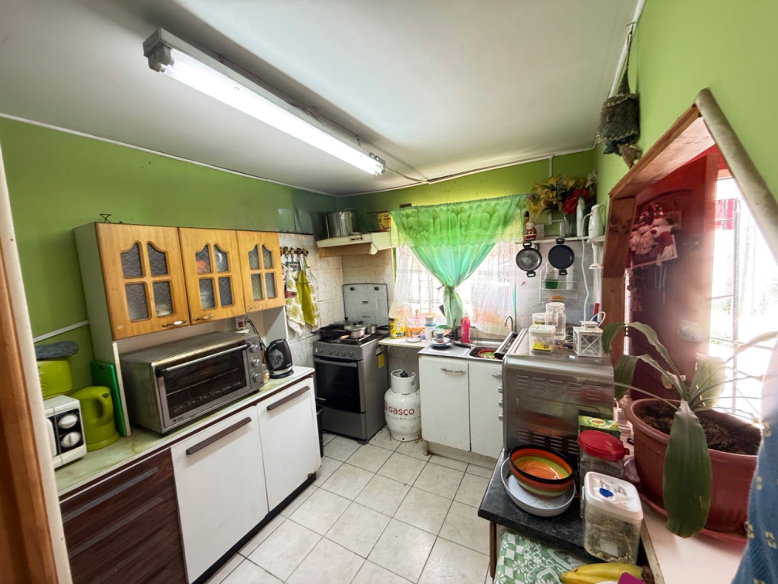 Gran propiedad con tres casas en Cerro Ramaditas, Valparaíso