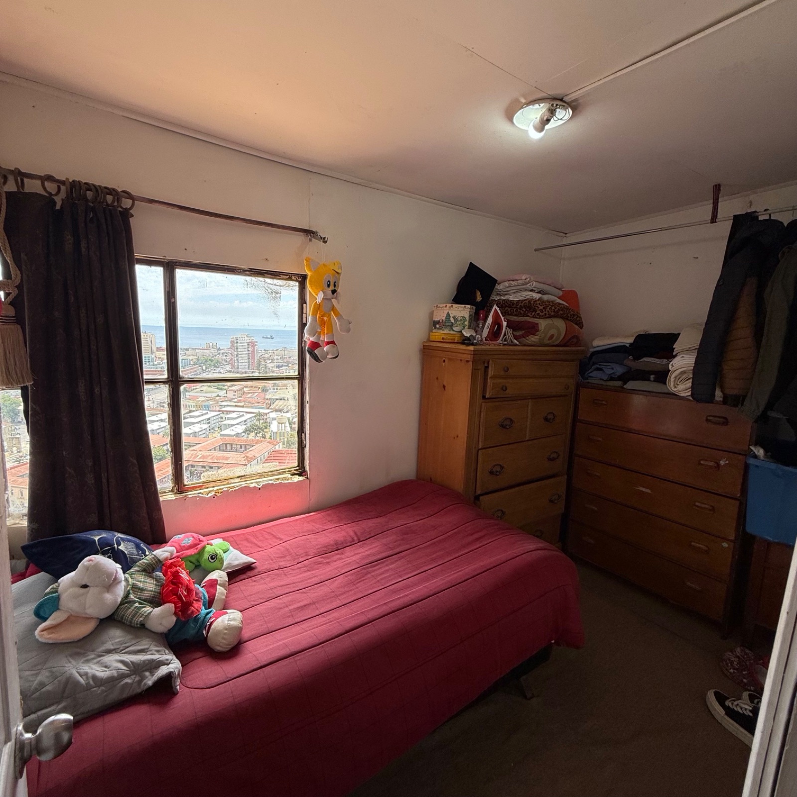 Gran propiedad con tres casas en Cerro Ramaditas, Valparaíso