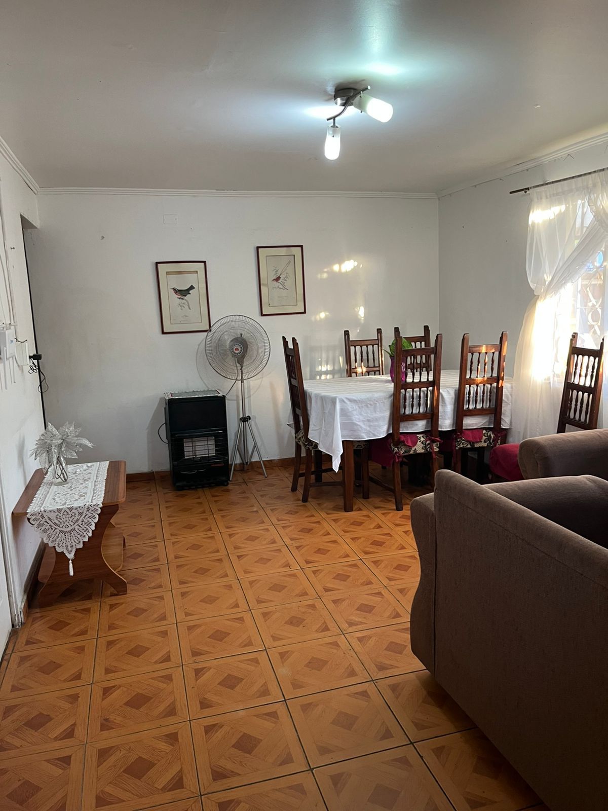 Propiedad con dos casas independientes en Peñalolén