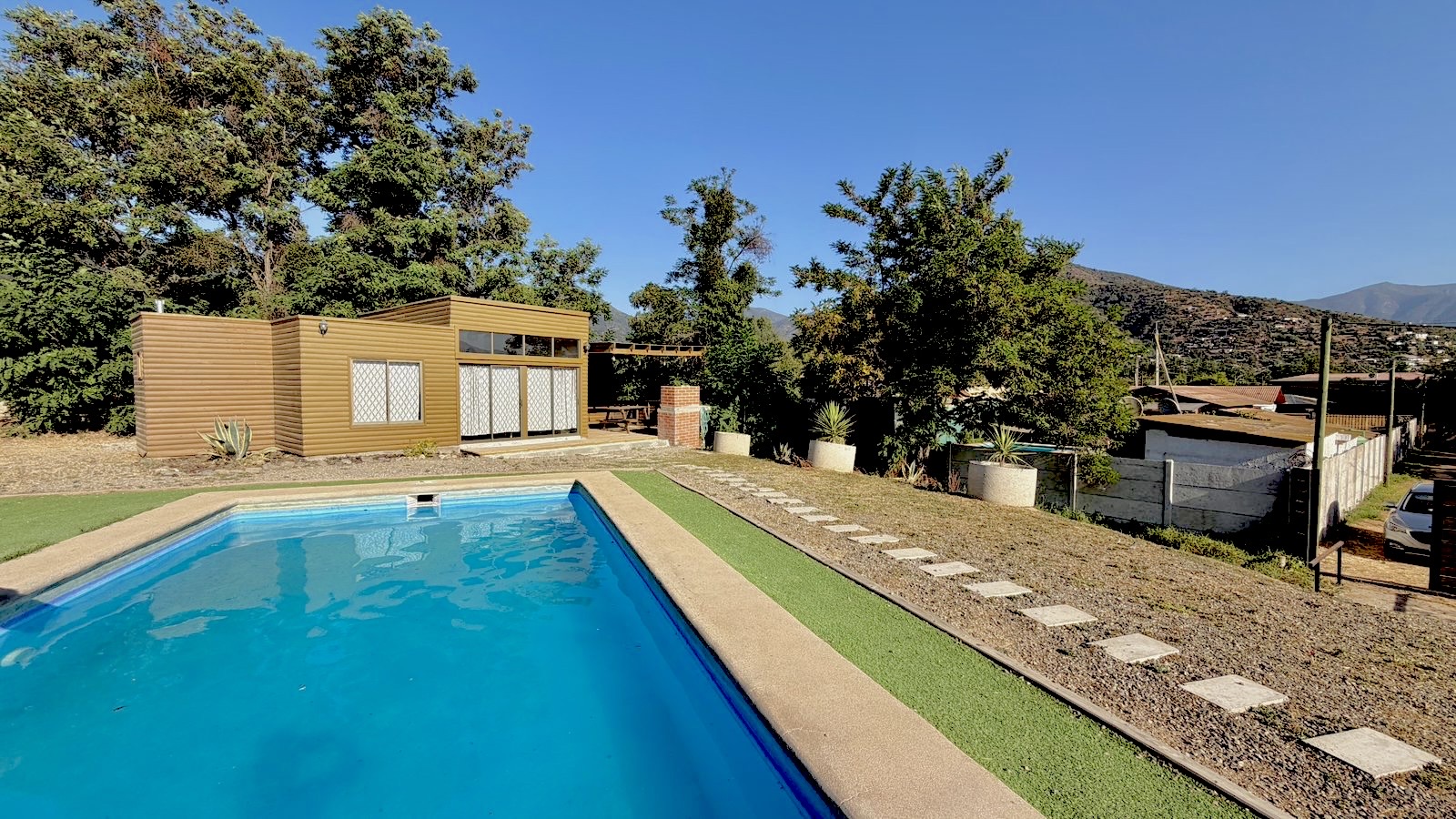 Parcela de 1.000 m² con dos cabañas en Olmué
