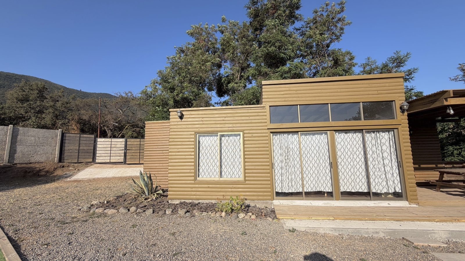 Parcela de 1.000 m² con dos cabañas en Olmué
