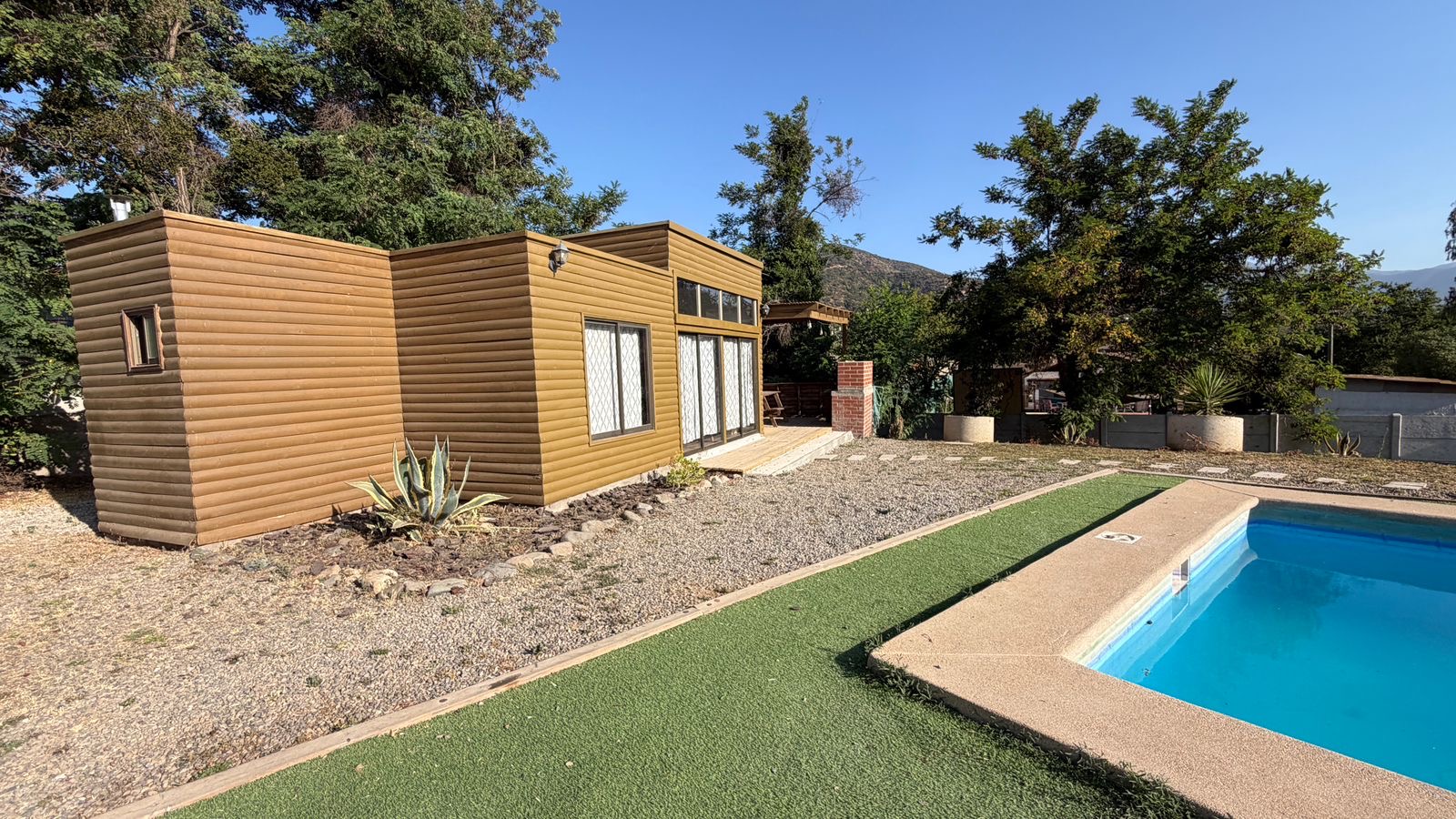 Parcela de 1.000 m² con dos cabañas en Olmué