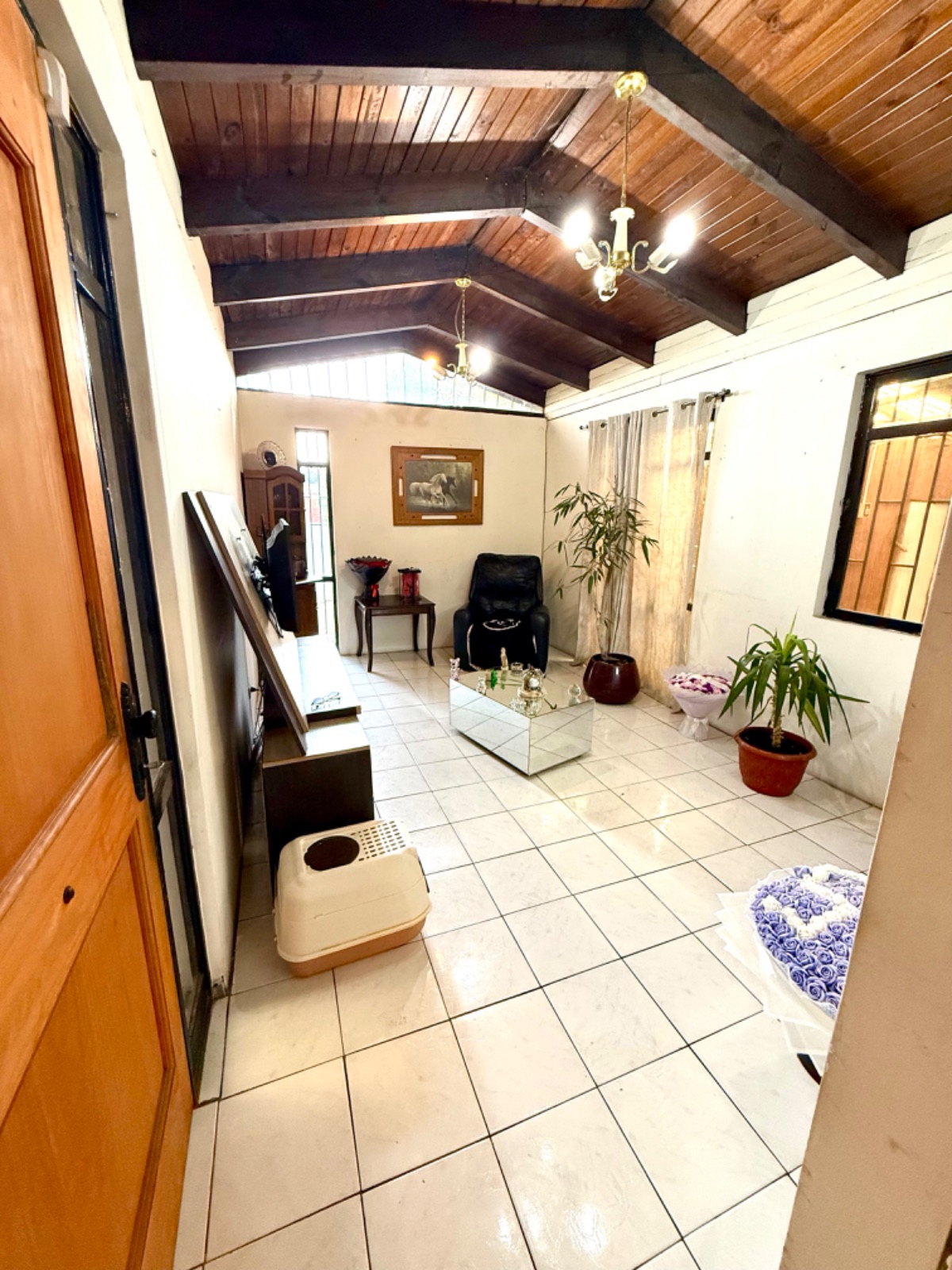 Propiedad con dos casas independientes en La Florida
