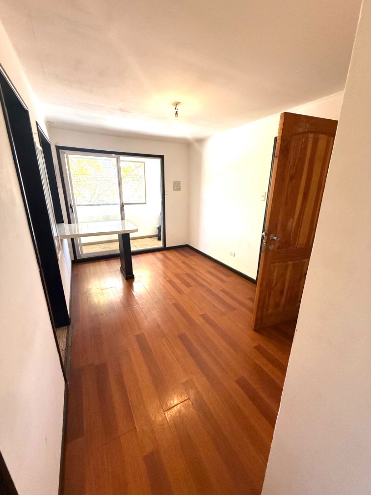 Departamento 1 dormitorio a pasos del Metro Rojas Magallanes