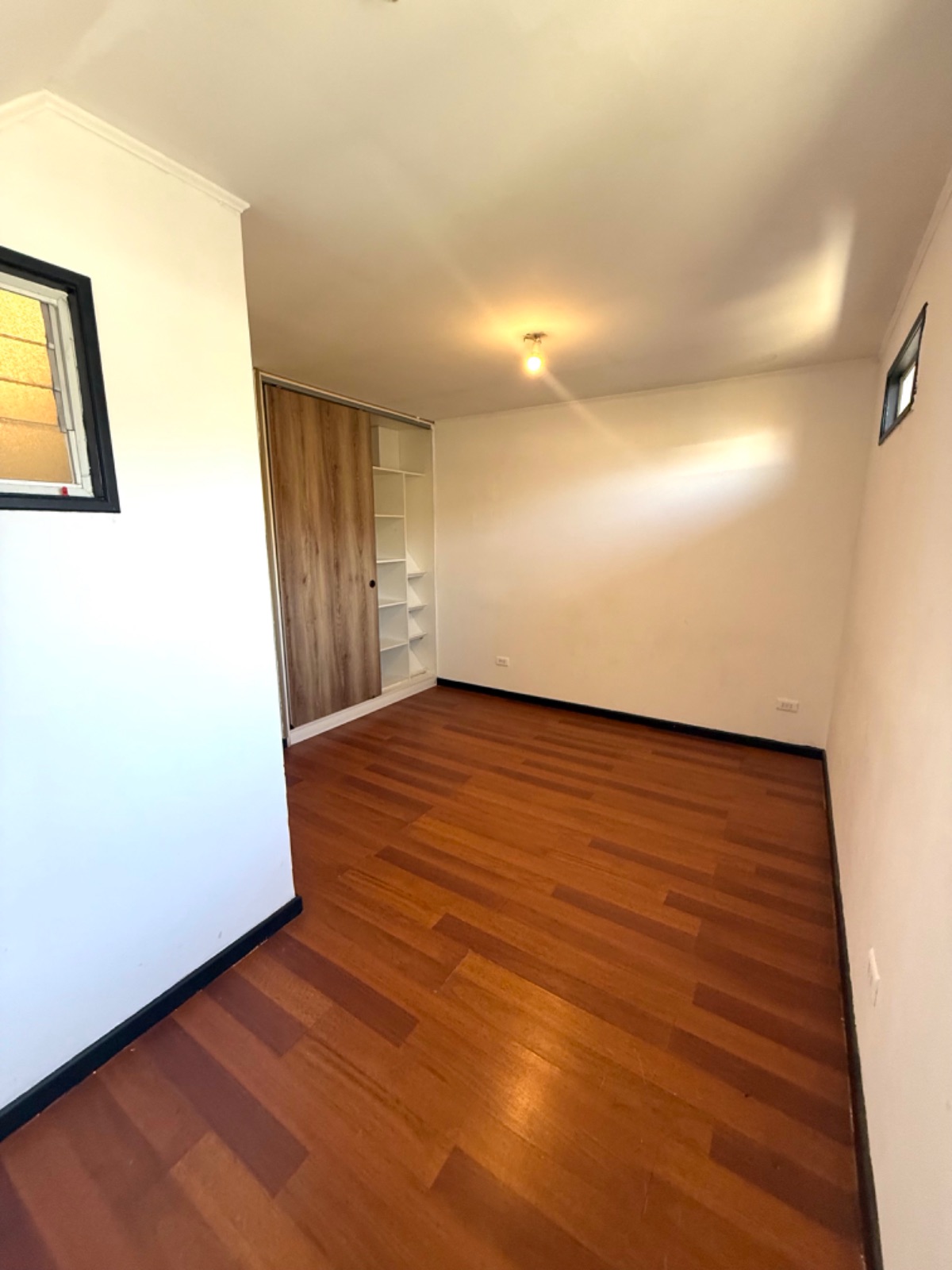 Departamento 1 dormitorio a pasos del Metro Rojas Magallanes