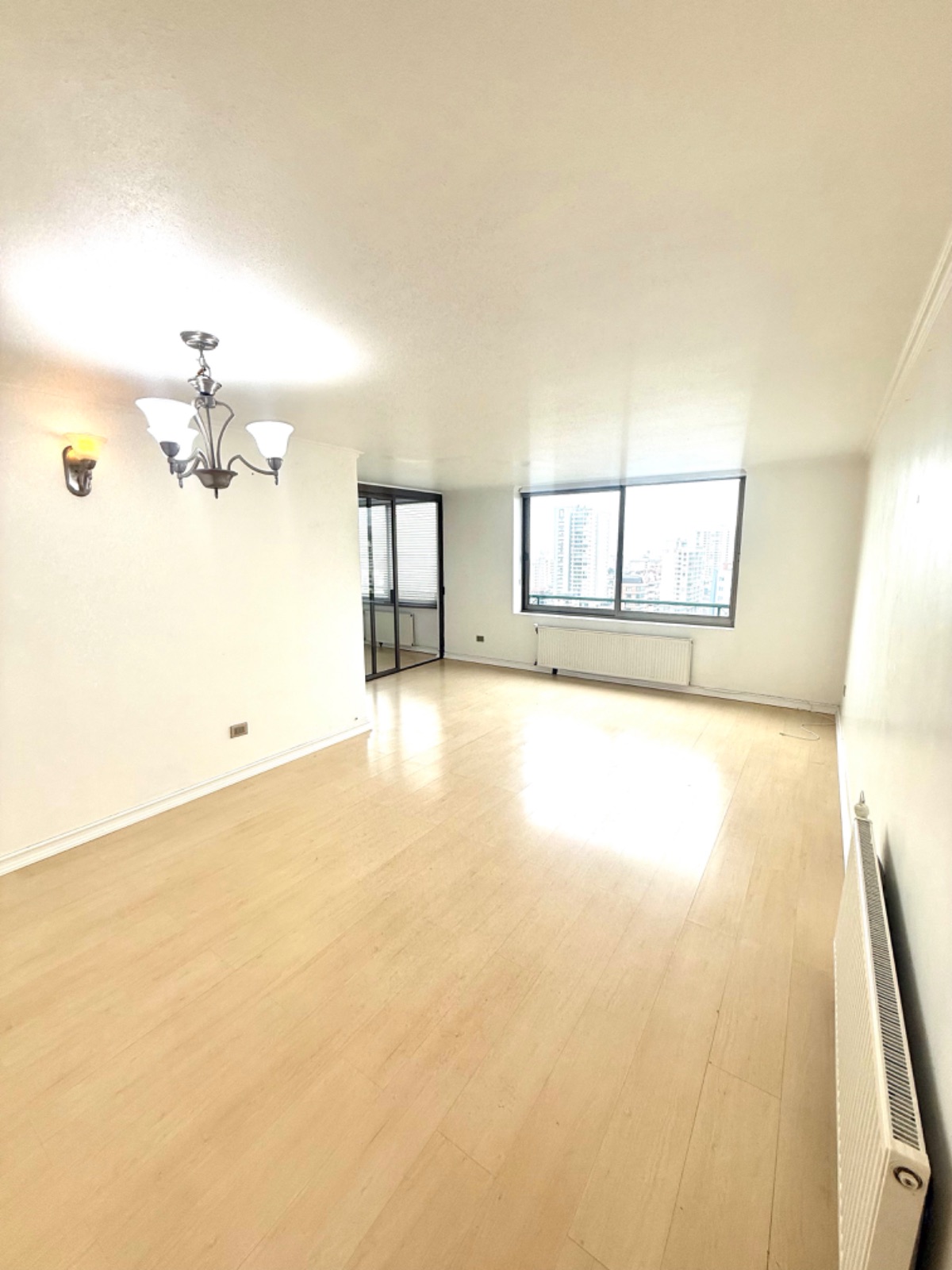 Departamento 4 habitaciones 3 baños en Arriendo