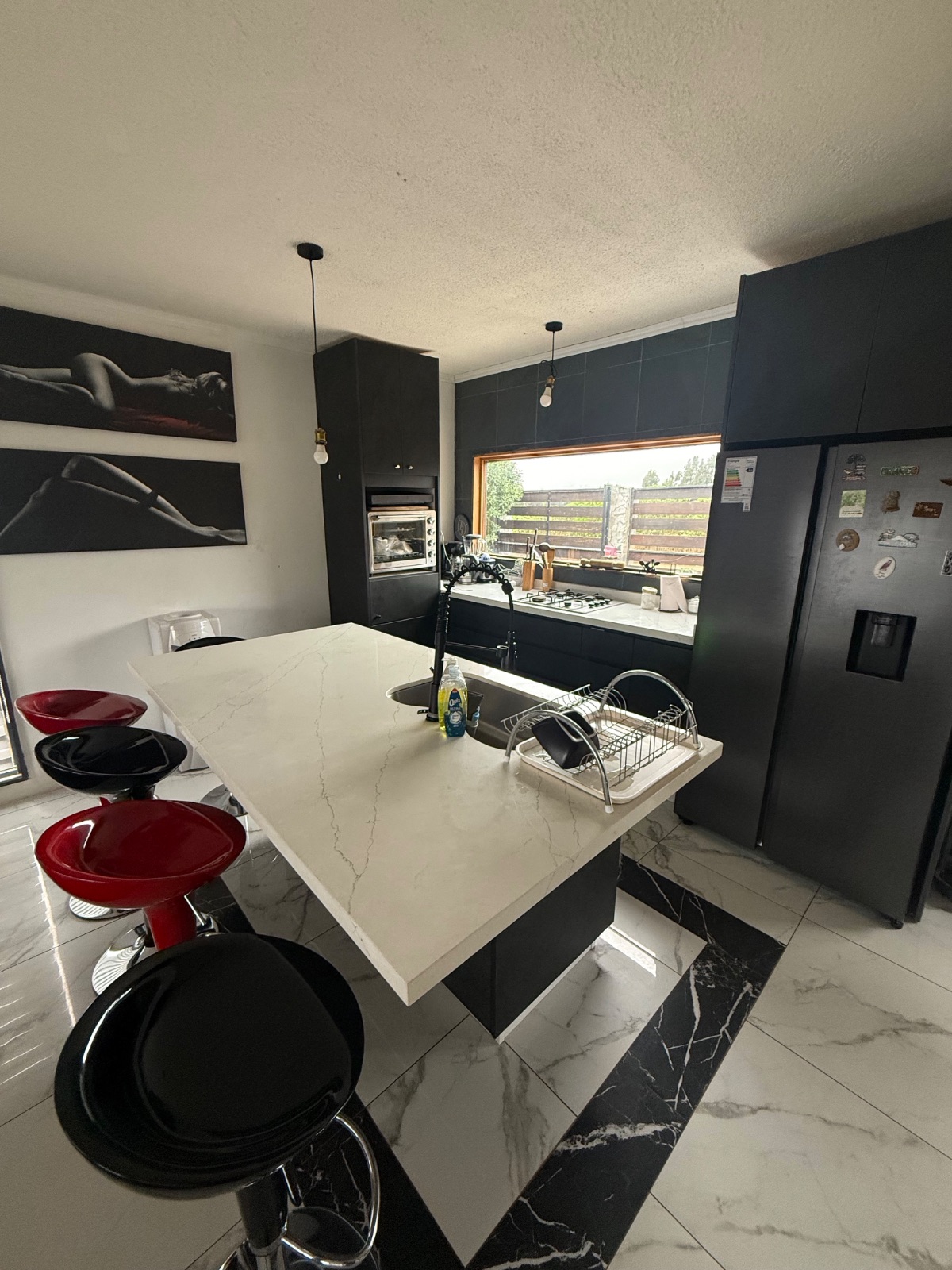 Parcela en venta en Quintero con 2 cabañas, tinaja y piscina
