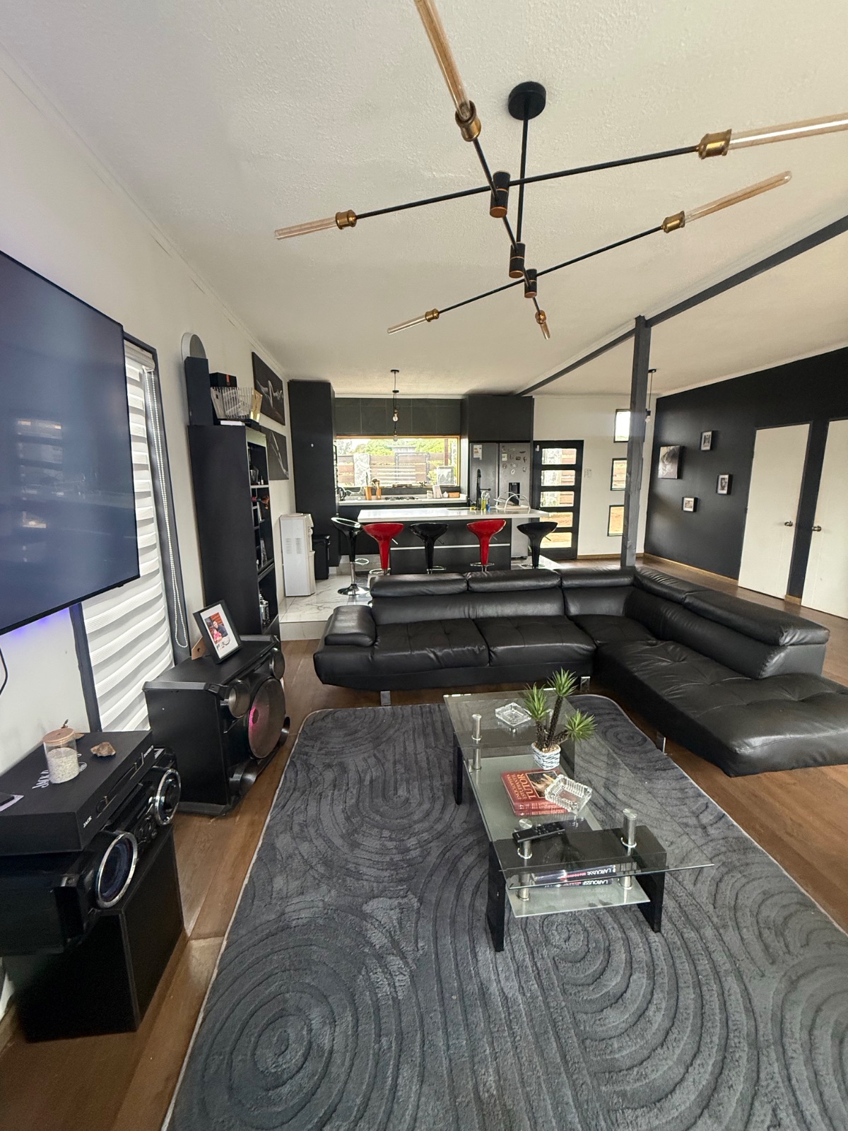 Parcela en venta en Quintero con 2 cabañas, tinaja y piscina