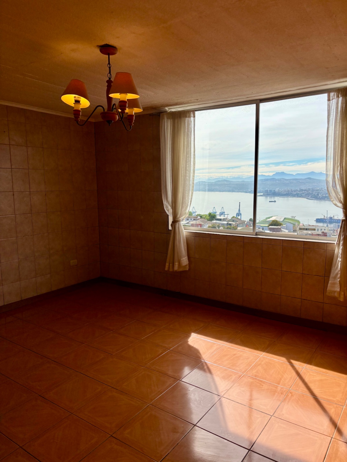 Departamento en venta 3 dormitorios Cerro Perdices / Playa Ancha en Venta